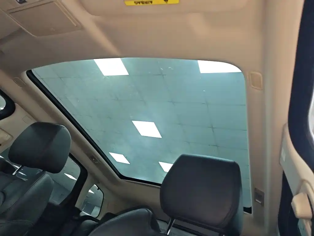 Land Rover Evoque — миниатюра 18