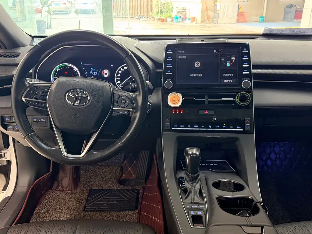 Toyota Avalon — миниатюра 10