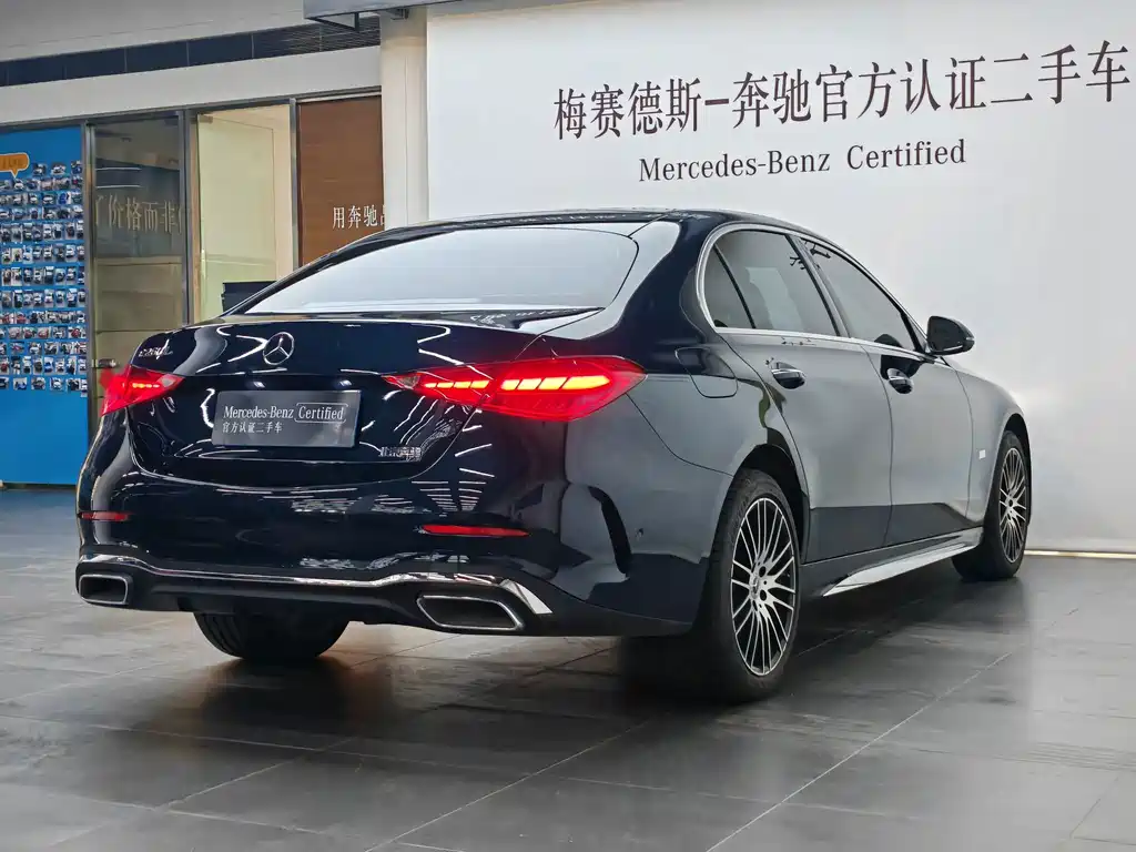 Mercedes-Benz C-Class — миниатюра 6