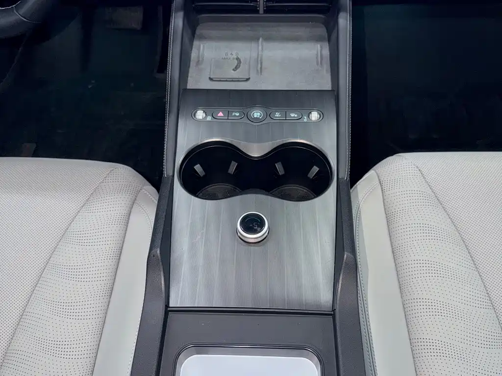 BYD Seal 06 DM-i Touring — миниатюра 12