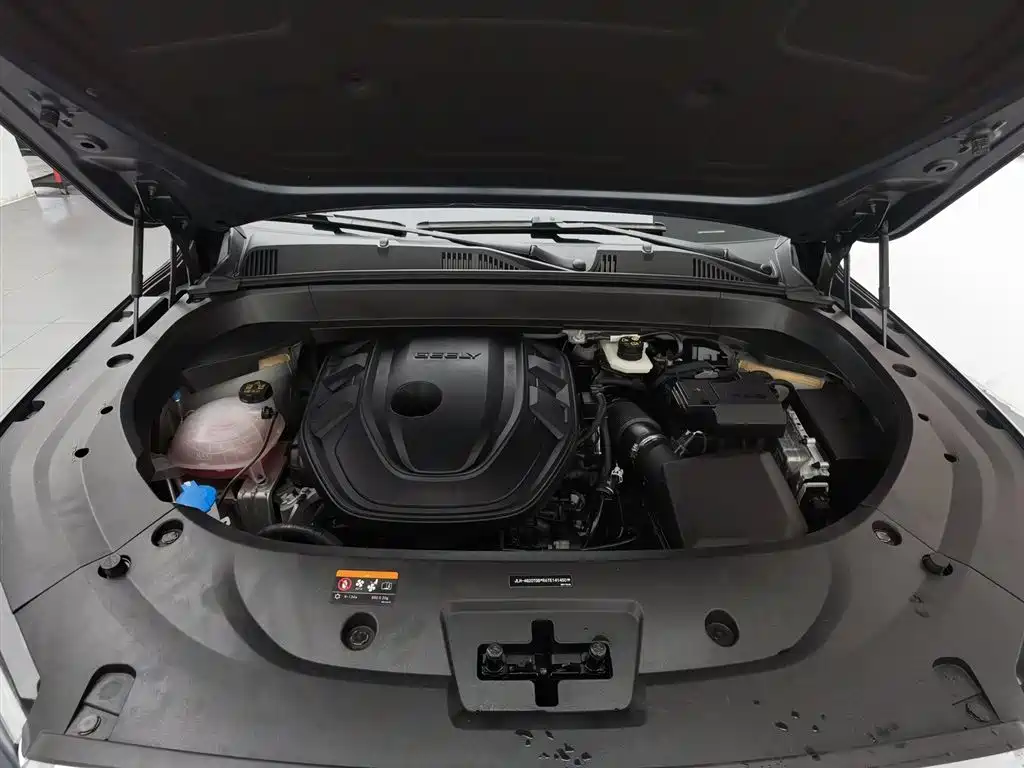 Geely Monjaro L 2024 2.0TD AT