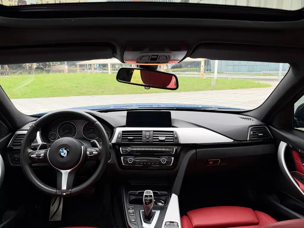 BMW 3 Series — миниатюра 11