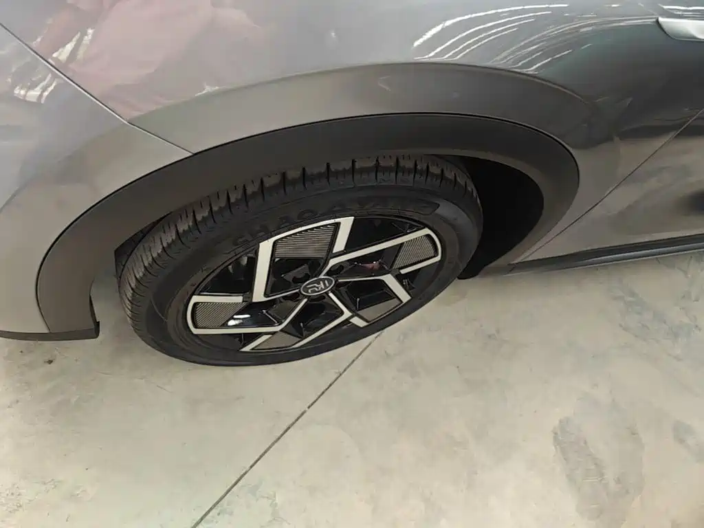 BYD Yuan Plus — миниатюра 23