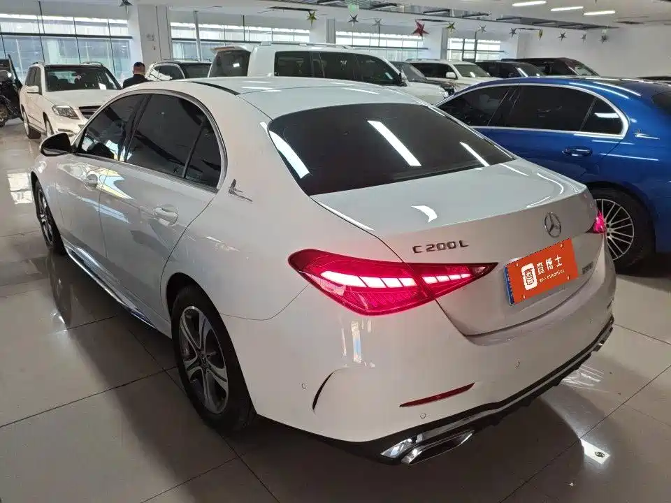 Mercedes-Benz C-Class — миниатюра 8