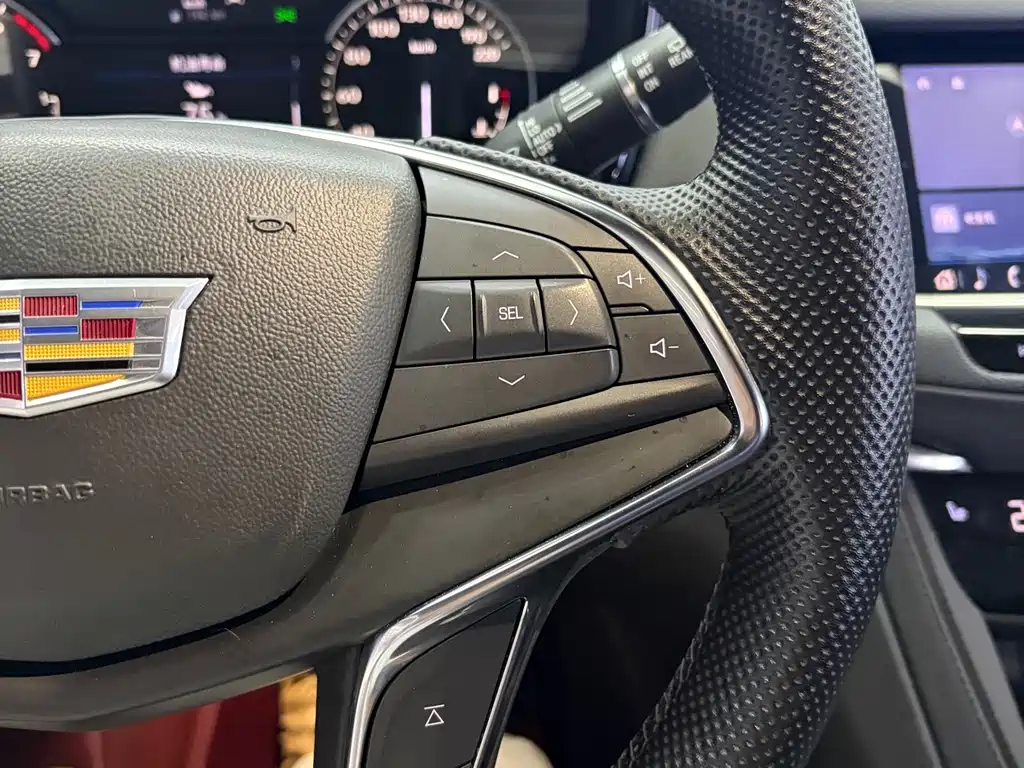 Cadillac XT5 — миниатюра 17