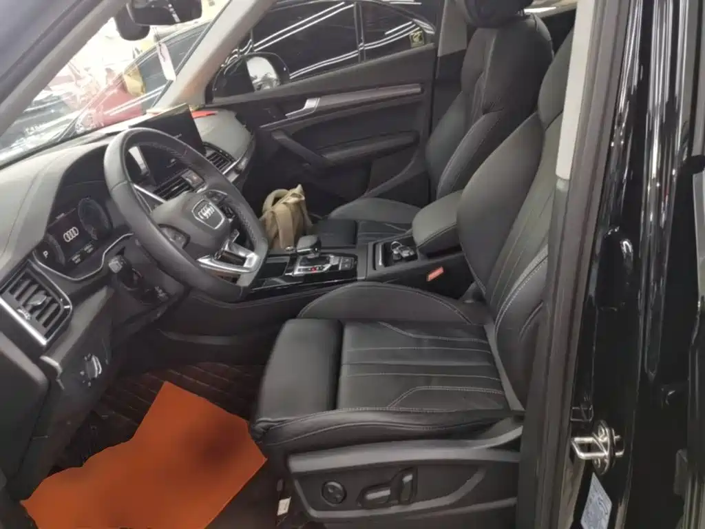 Audi Q5L — миниатюра 15