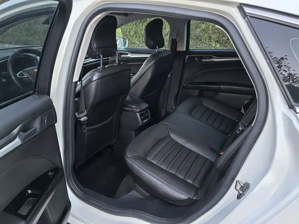 Ford Mondeo 2013 1.5L GTDi180 Fashion