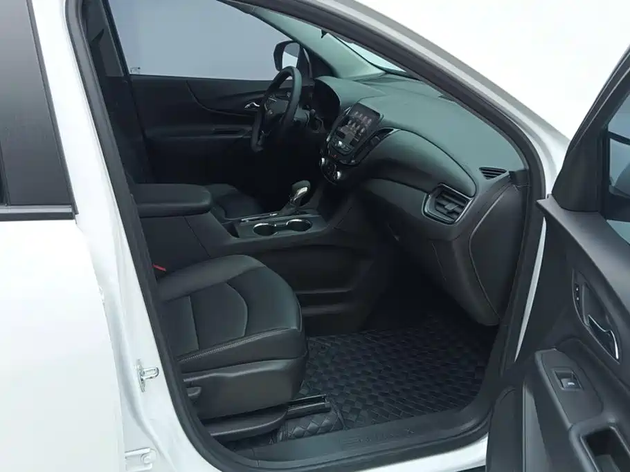 Chevrolet Equinox — миниатюра 8