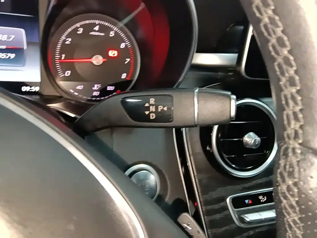 Mercedes-Benz C-Class — миниатюра 14