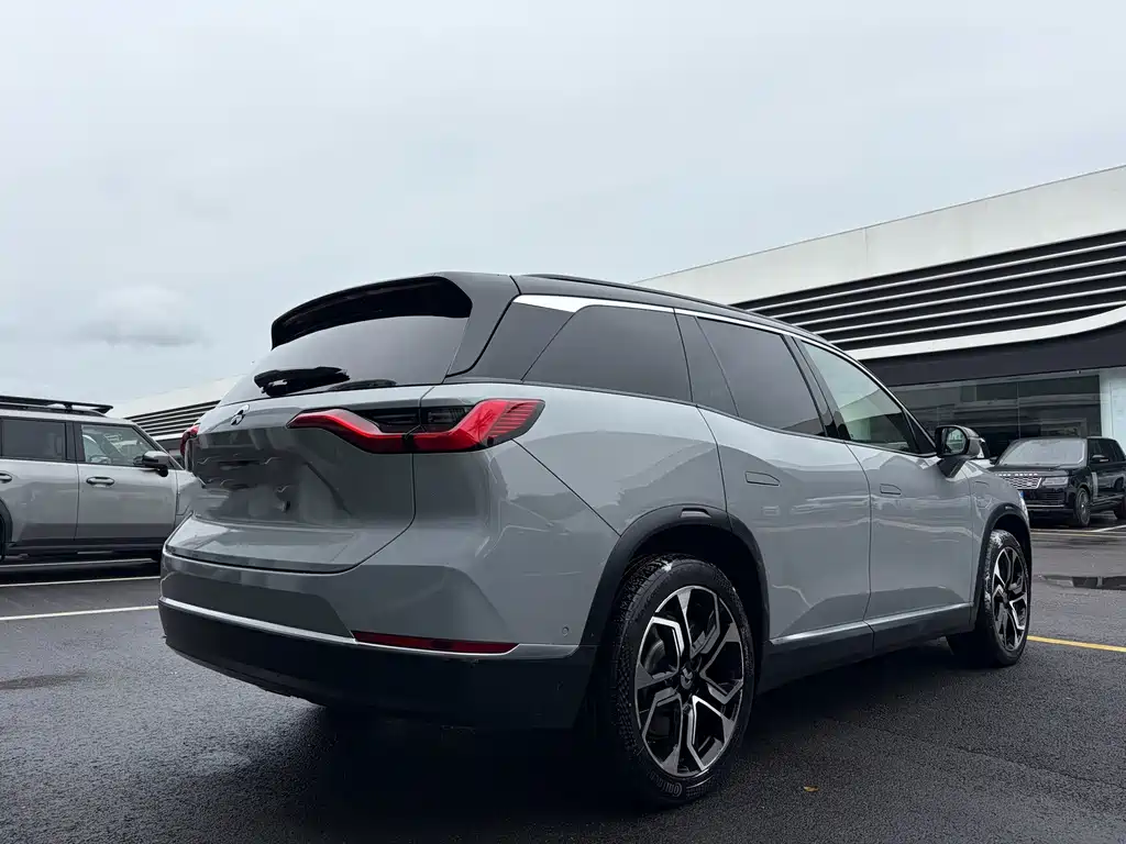 NIO ES8 — миниатюра 12