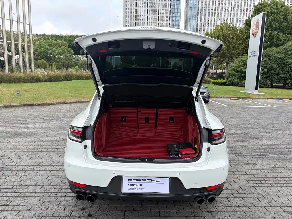 Porsche Macan — миниатюра 6