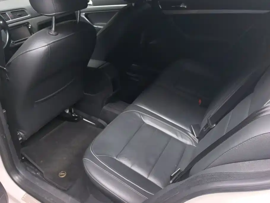Volkswagen Lavida — миниатюра 11