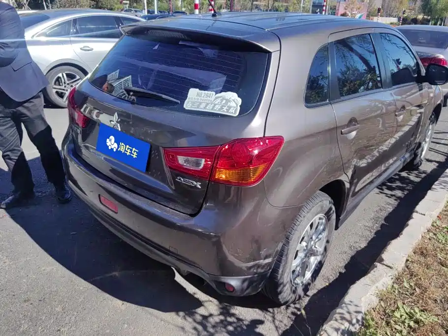 Mitsubishi ASX — миниатюра 3