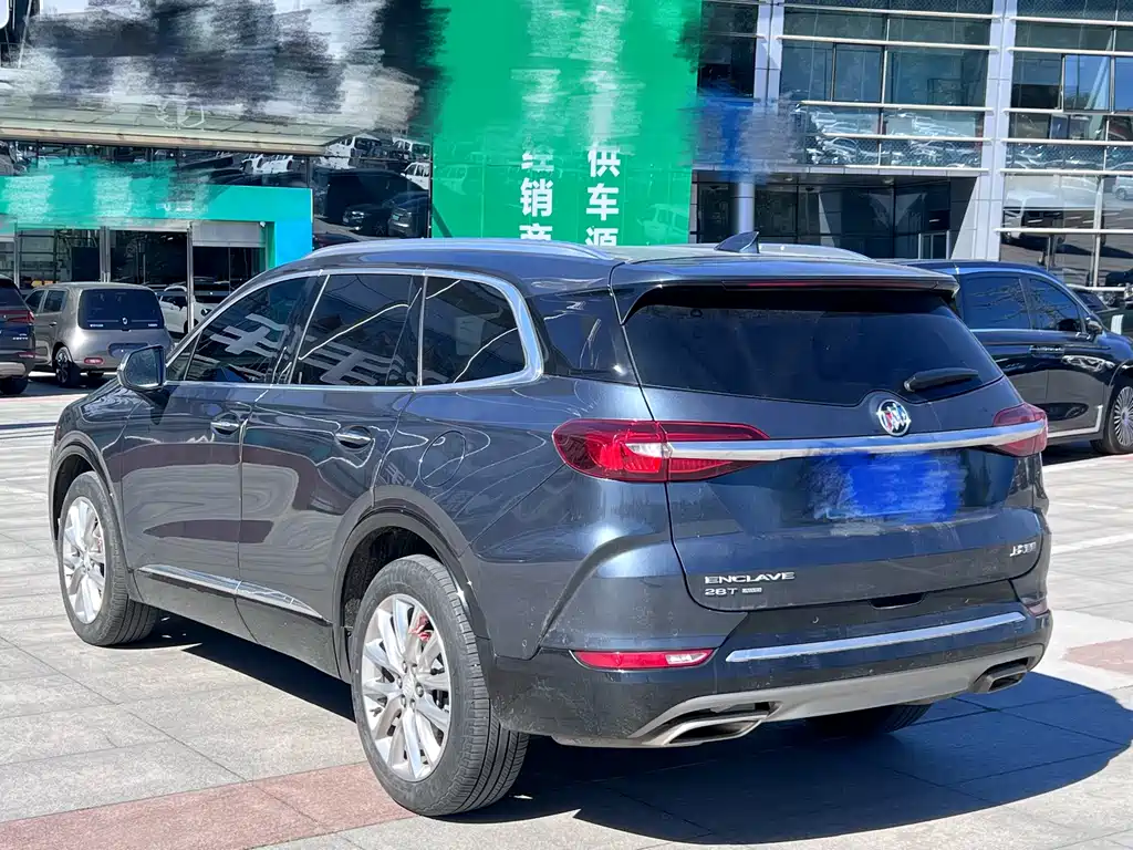 Buick Enclave — миниатюра 4