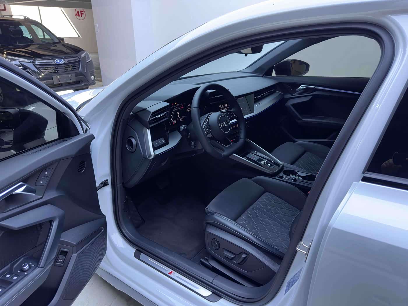 Audi A3 1.4 л 2022 г. Белый, пробег 38000 км