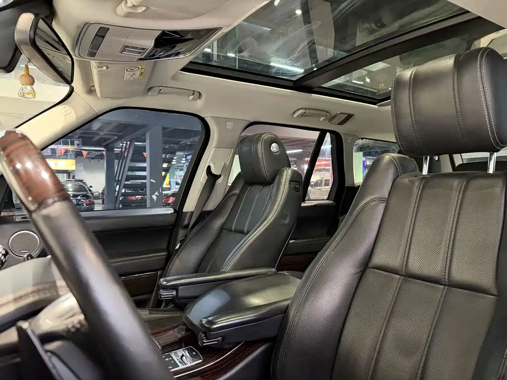 Land Rover Range Rover — миниатюра 11