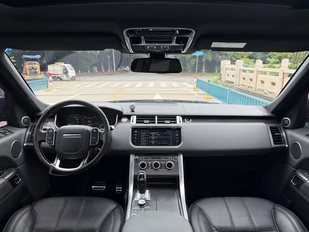Land Rover Sport — миниатюра 7