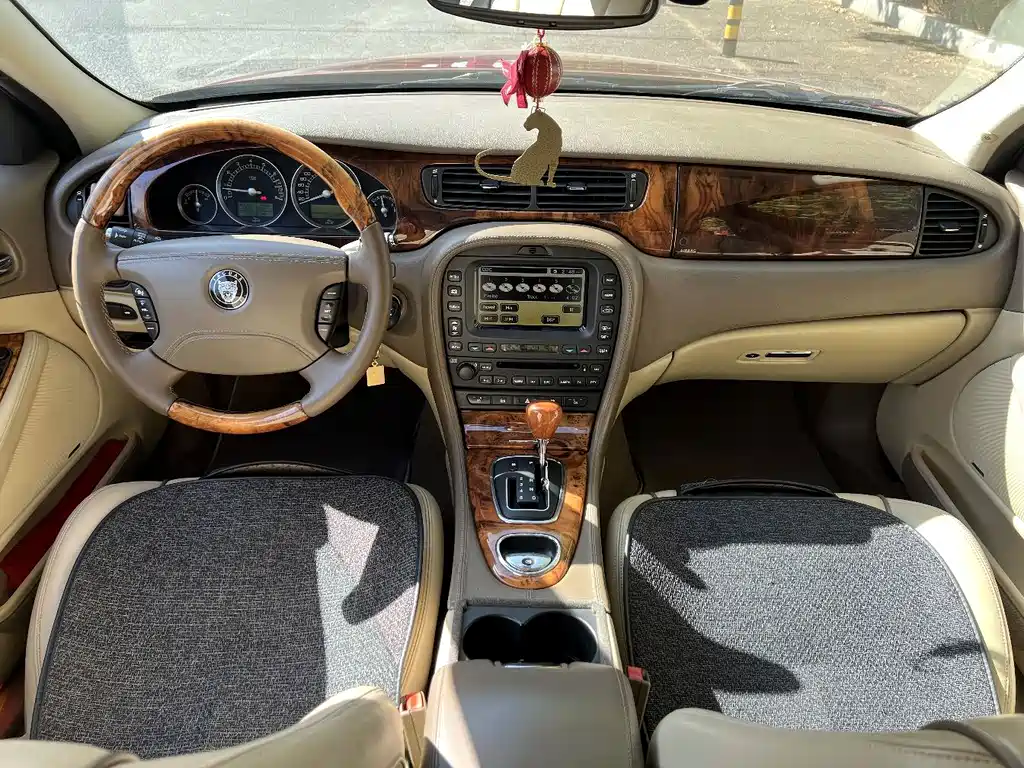 Jaguar S-TYPE — миниатюра 8