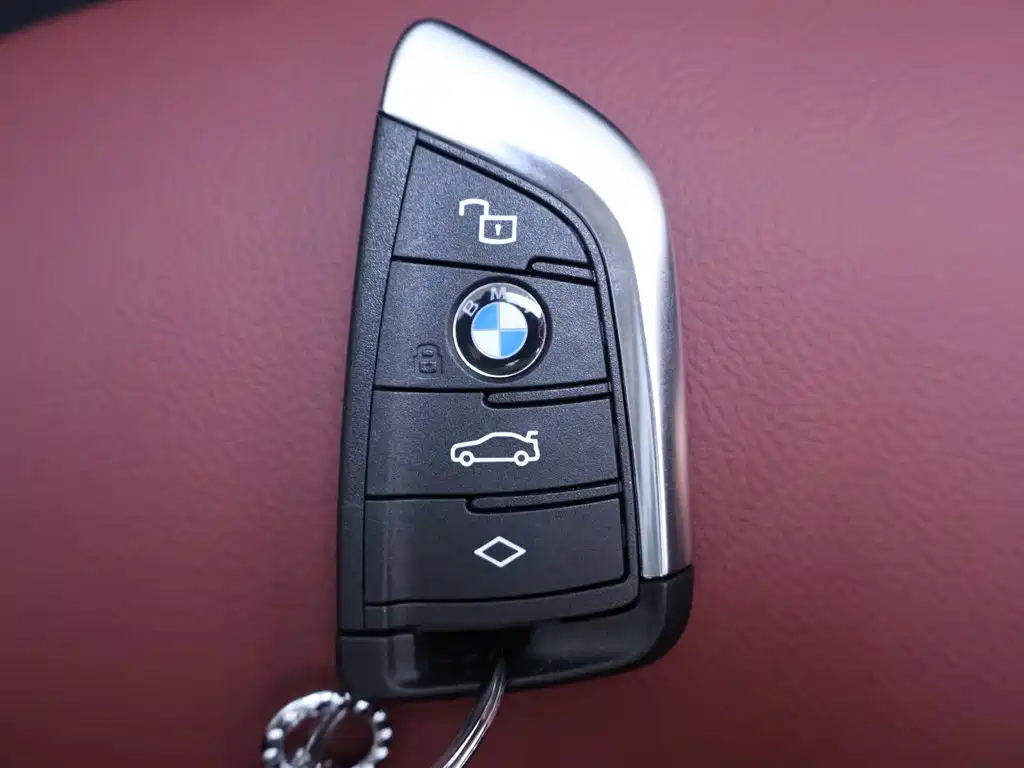 BMW 3 Series — миниатюра 25