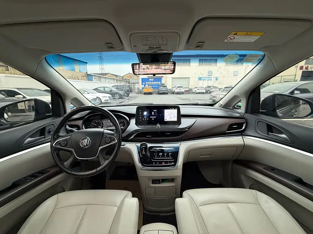 Buick GL8 — миниатюра 4