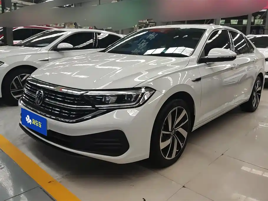Купить Volkswagen Sagitar