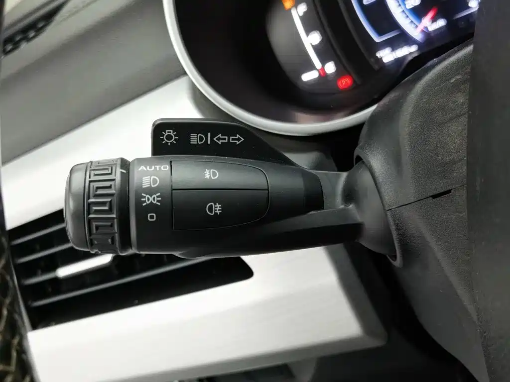Geely Boyue — миниатюра 21