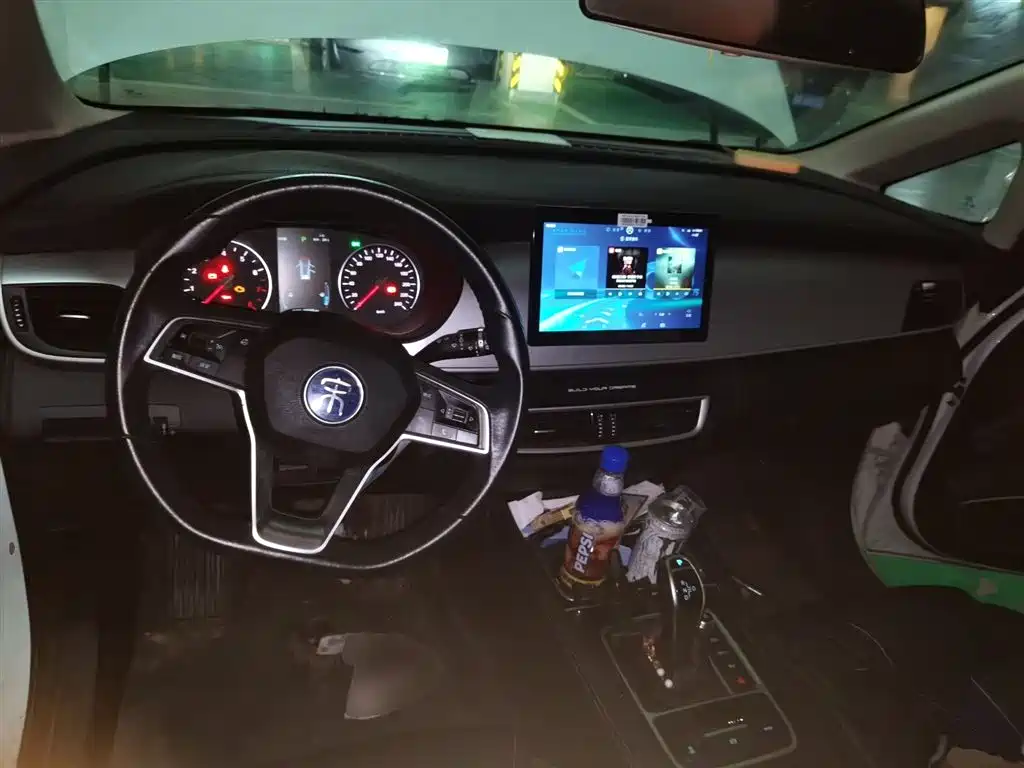 BYD Song MAX MAX 2021 1.5T AT Luxury 7 мест