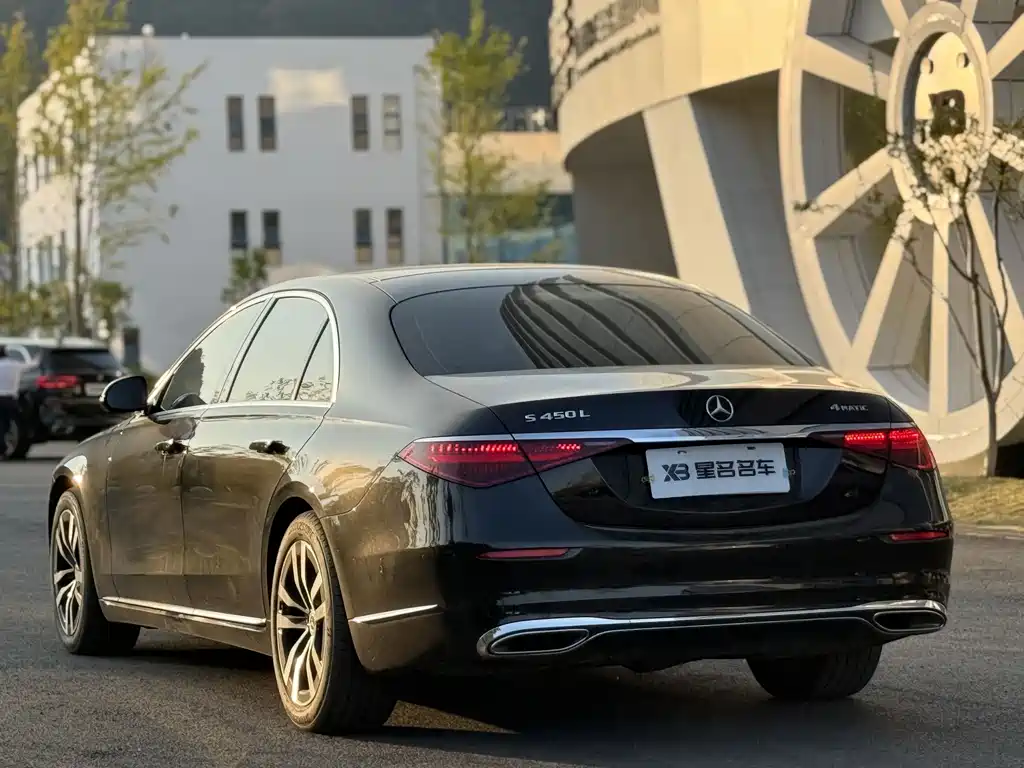 Mercedes-Benz S-Class — миниатюра 12