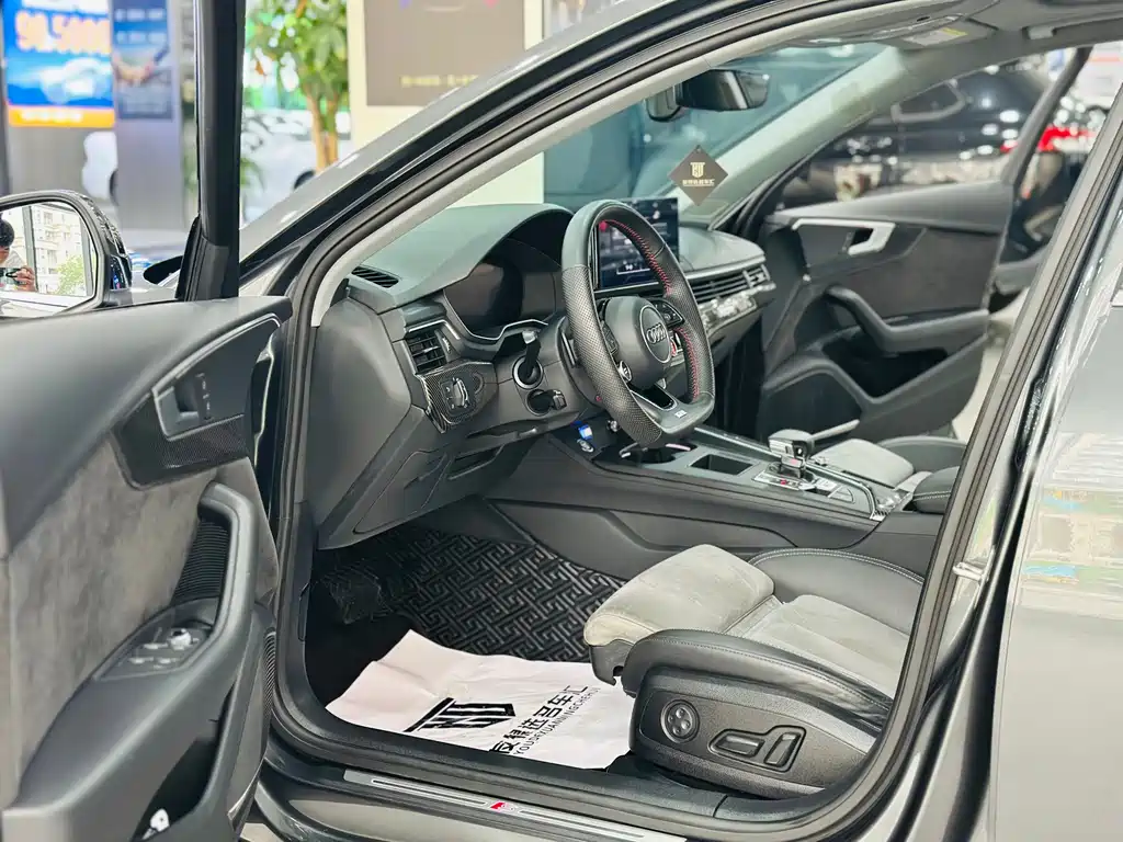 Audi A4L — миниатюра 4