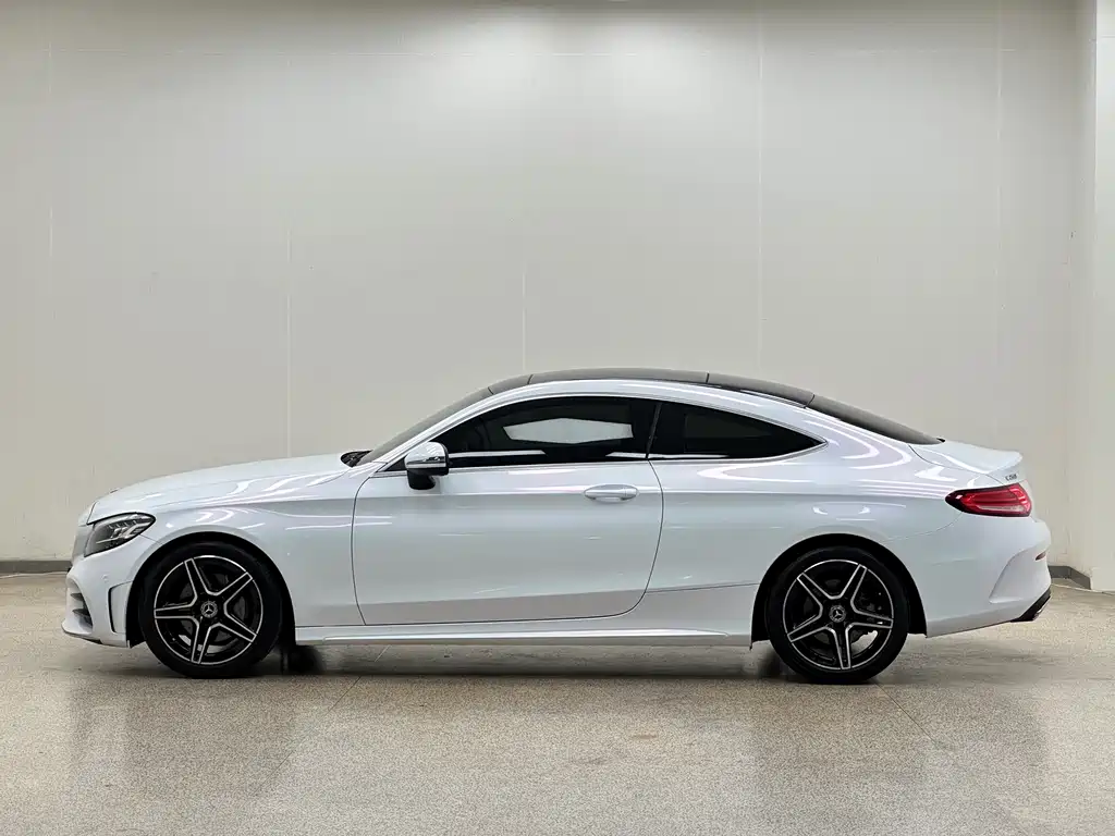 Mercedes-Benz C-Class (Import) — миниатюра 30