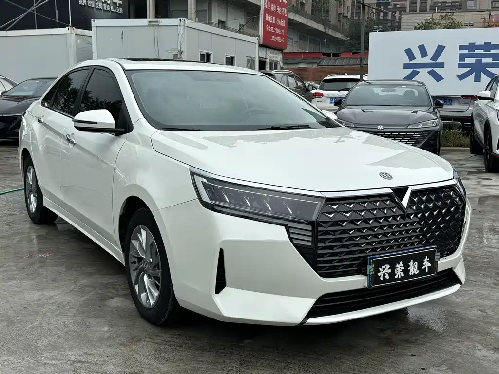Venucia D60 — миниатюра 3