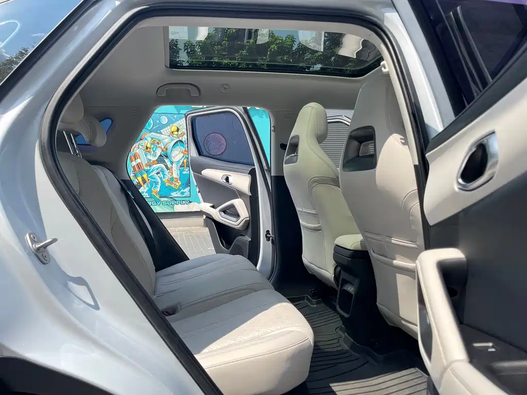 BYD Yuan UP — миниатюра 12