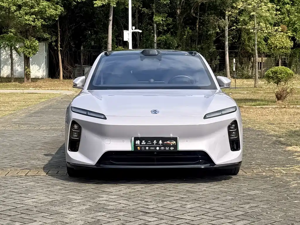 NIO ET5T — миниатюра 2