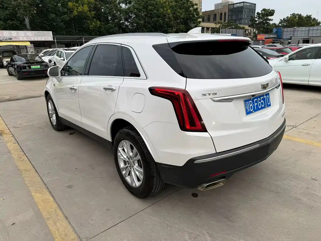 Cadillac XT5 — миниатюра 9