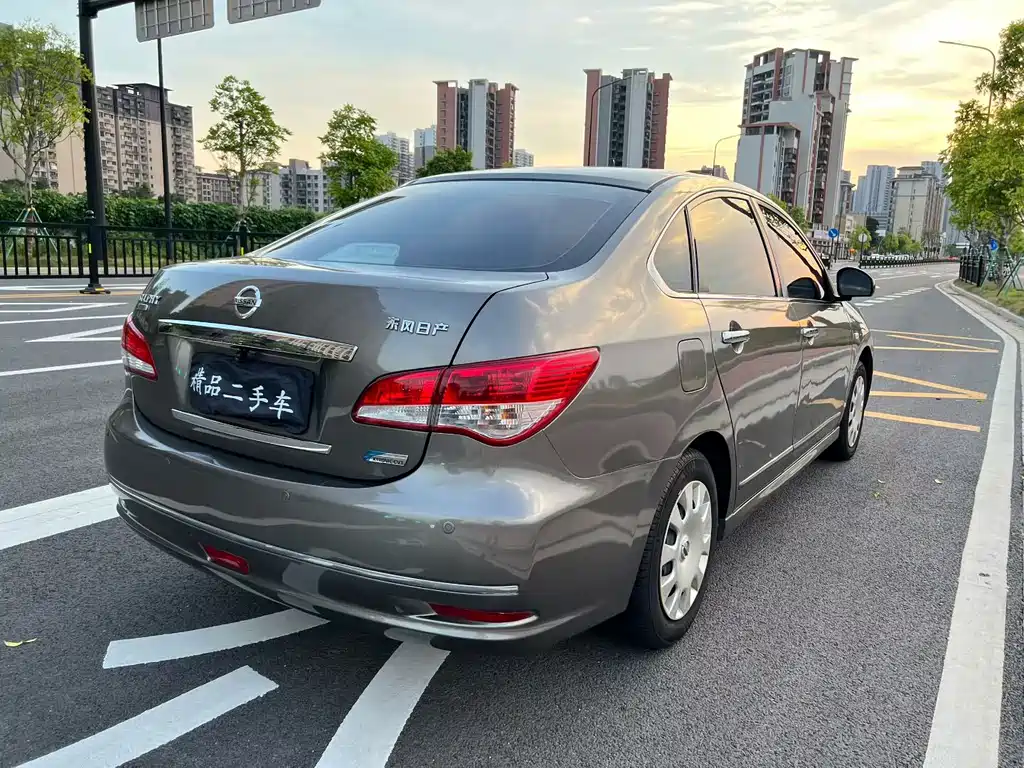 Nissan Sylphy — миниатюра 6