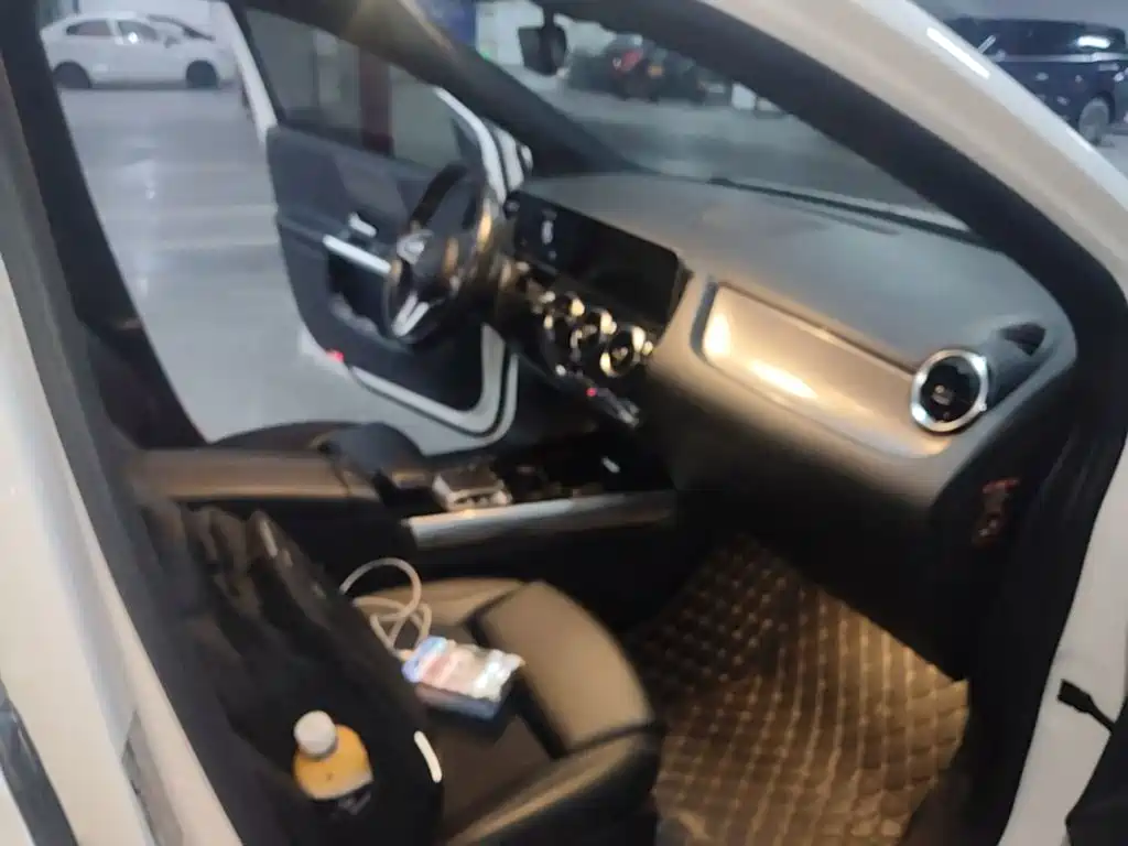 Mercedes-Benz B-Class — миниатюра 9