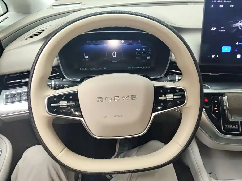 Roewe iMAX8 New Energy — миниатюра 11