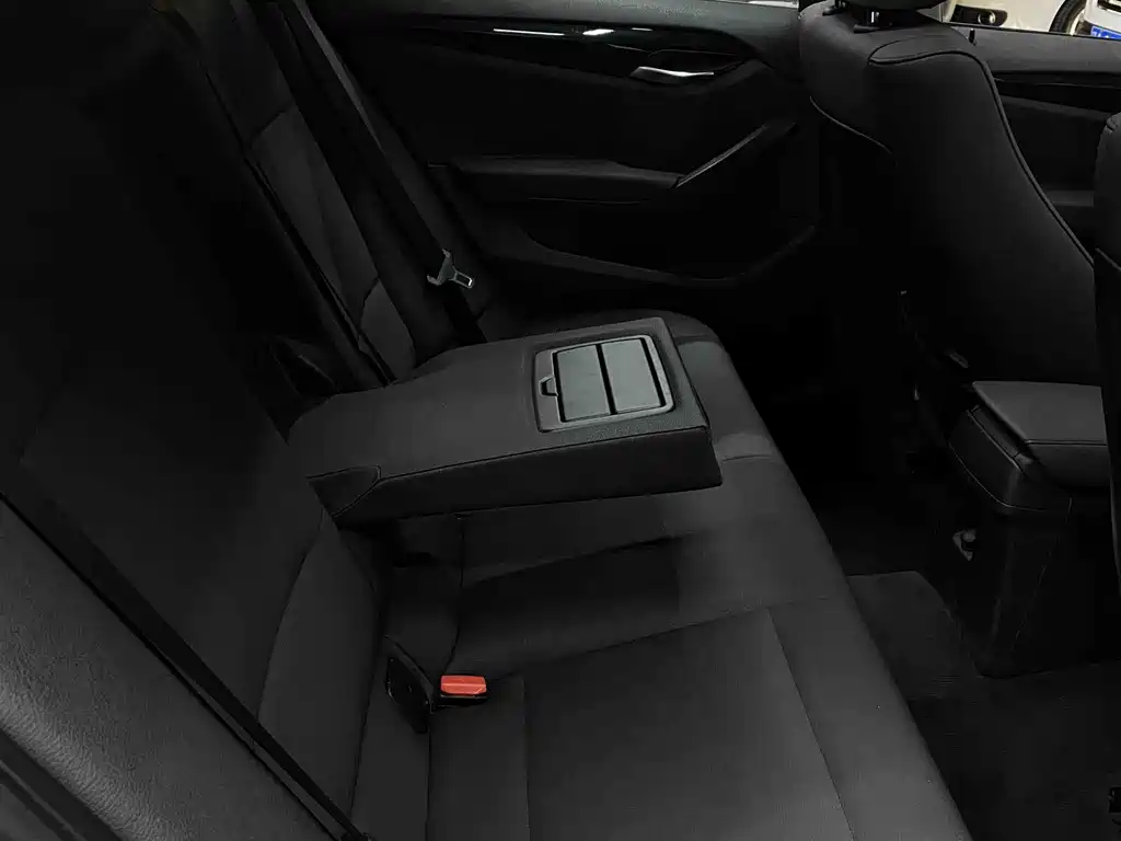 BMW X1 (Import) — миниатюра 14