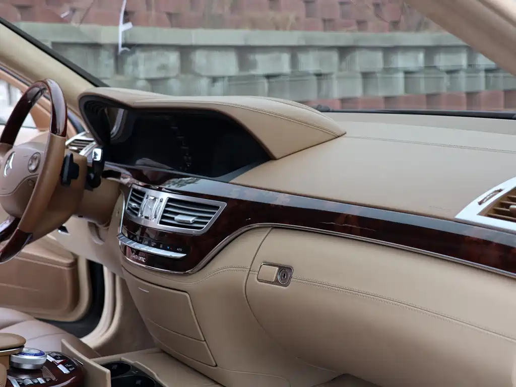 Mercedes-Benz S-Class S 2008 S 500 L 4MATIC