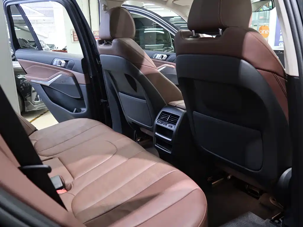 BMW X5 (Import) — миниатюра 14