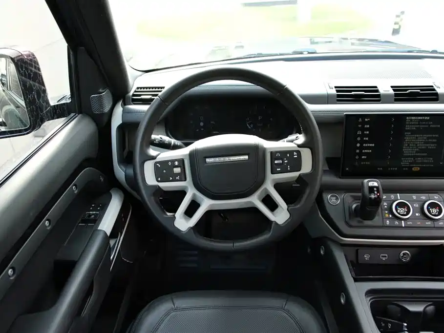 Land Rover Defender — миниатюра 13