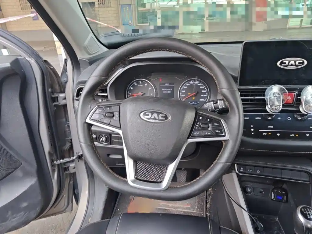 JAC Refine S4 — миниатюра 3