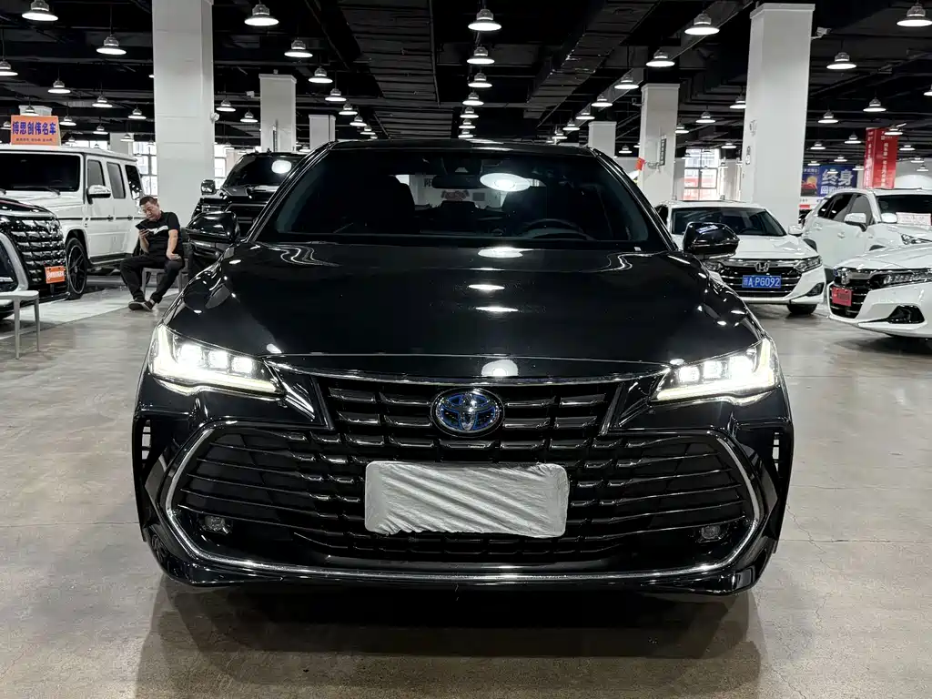 Toyota Avalon — миниатюра 2