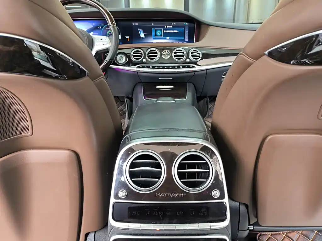 Mercedes-Benz S-Class — миниатюра 7