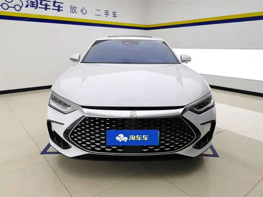 BYD Han 2023 DM-i Champion 121KM Premium