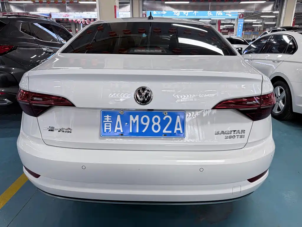 Volkswagen Sagitar — миниатюра 16