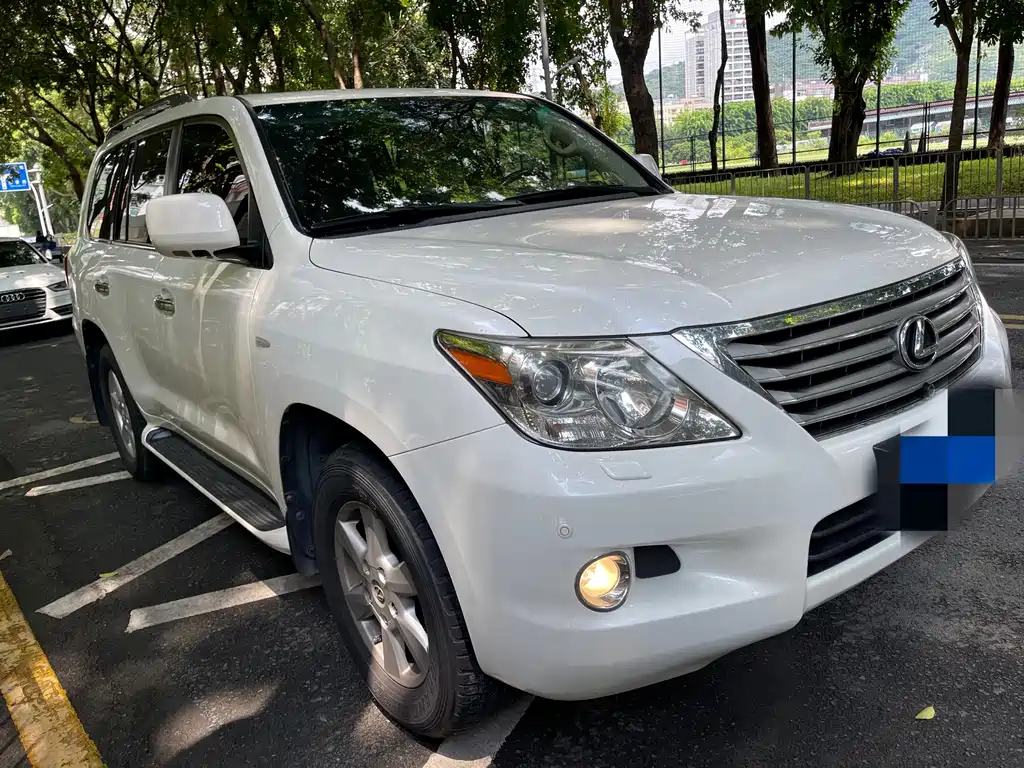Lexus LX — миниатюра 3