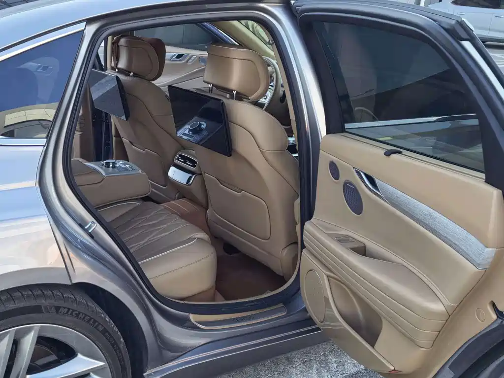 Genesis G80 — миниатюра 6