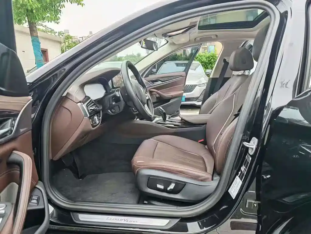 BMW 5 Series 5 2022 525Li Luxury