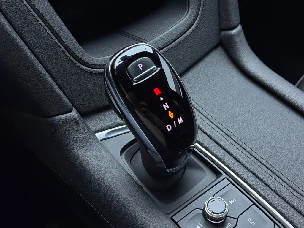 Cadillac XT5 — миниатюра 8